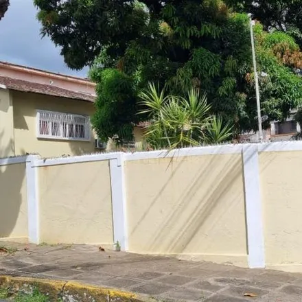 Buy this 4 bed house on Rua Senador Soares Meireles 147 in Casa Amarela, Recife -