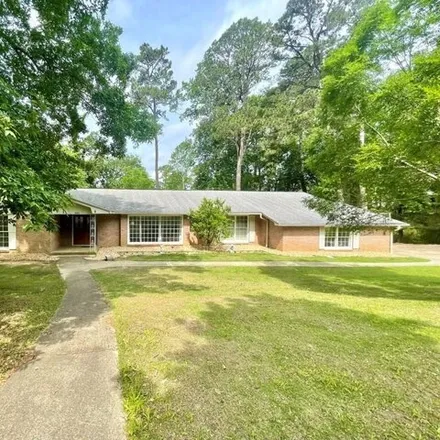 Buy this 5 bed house on 401 Cumberland Road in Columbus, GA 31904