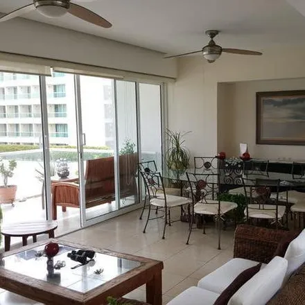 Rent this 3 bed apartment on Calle Francia in Fraccionamiento Deportivo, 39300 Acapulco