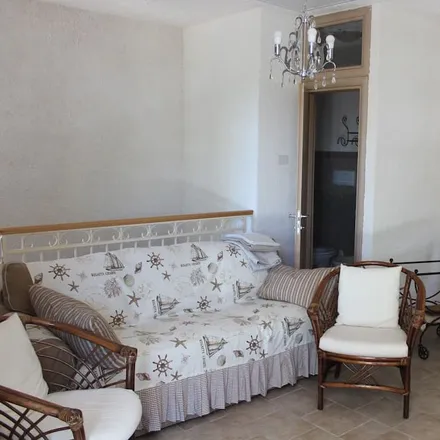 Rent this 3 bed house on Foggia
