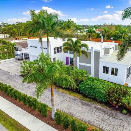 Buy this 3 bed house on 426 Bayshore Road in Nokomis Beach, Sarasota County