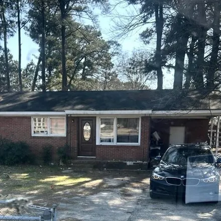 Buy this 3 bed house on 509 Mount Gilead Church Road in Hollywood Heights, Fayetteville