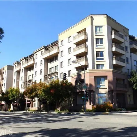 Buy this 2 bed townhouse on Pasadena Playhouse District in 228 North Mentor Avenue, Pasadena