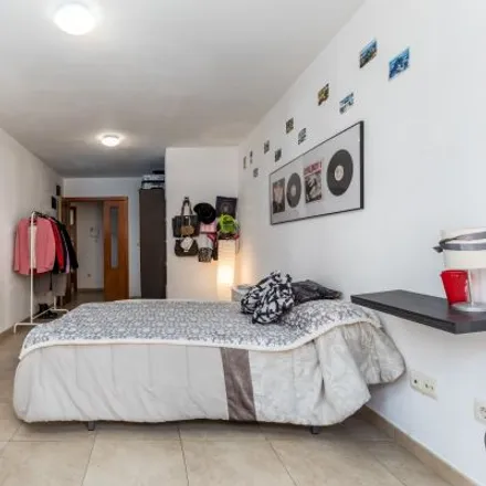 Image 4 - Carrer de Sant Jacint Castanyeda, 46005 Valencia, Spain - Room for rent