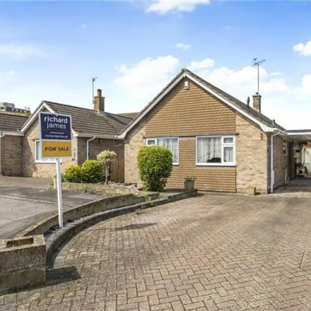 Buy this 3 bed house on Arlington Close in Swindon, SN3 3NS