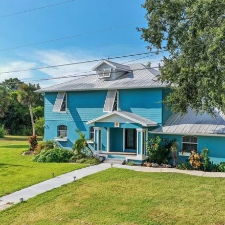 Buy this 3 bed house on 712 Lesia Drive in Nokomis, Sarasota County