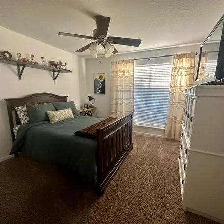 Rent this 1 bed room on 5100 Chantilly Lane in Houston, TX 77092