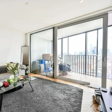 Buy this 1 bed apartment on Two Fifty One in 251 Southwark Bridge Road, London