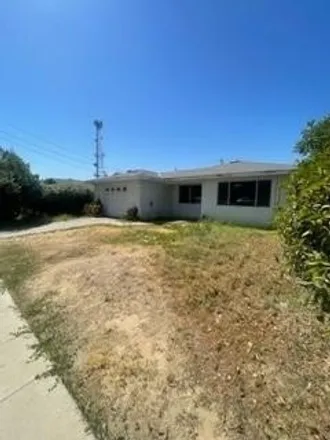 Image 1 - 640 South D Street, Madera, CA 93638, USA - House for sale