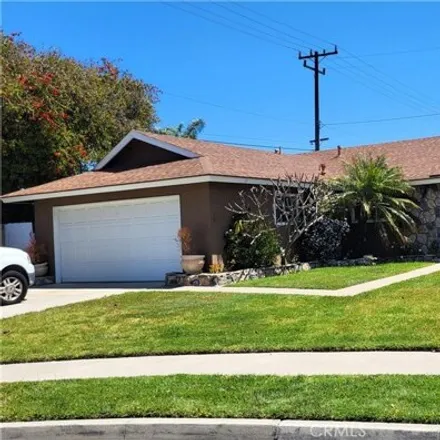 Image 1 - 6651 Bolsa Avenue, Huntington Beach, CA 92647, USA - House for rent