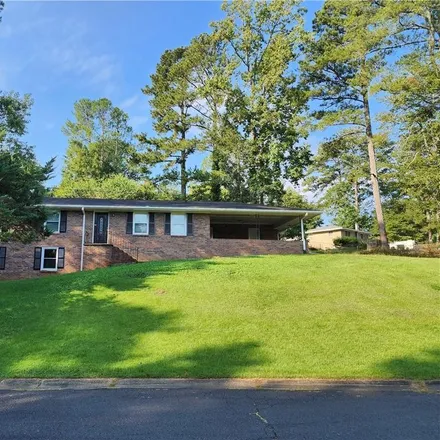Rent this 5 bed house on 2473 Creekview Drive Southwest in Cobb County, GA 30008
