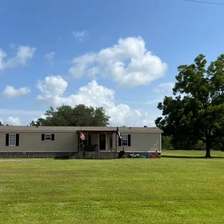 Buy this 3 bed house on 3501 Colonial Drive in Hardin County, TX 77625