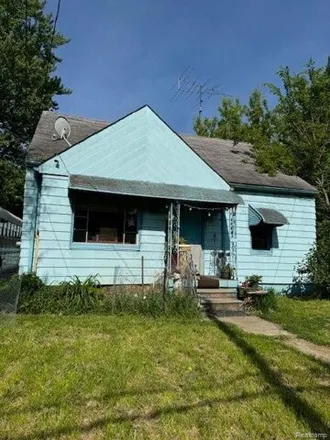 Buy this 3 bed house on 2040 Warner Avenue in Flint, MI 48503