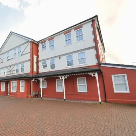 Image 1 - Wallaseans Club, 142 Grove Road, Wallasey, CH45 0JF, United Kingdom - Apartment for sale