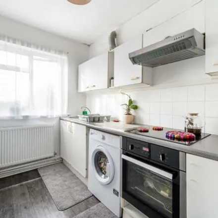Image 3 - Burnley Road, Dudden Hill, London, NW10 1EE, United Kingdom - Apartment for sale