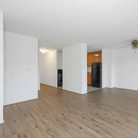 Image 5 - 290 West 232nd Street, New York, NY 10463, USA - Apartment for sale