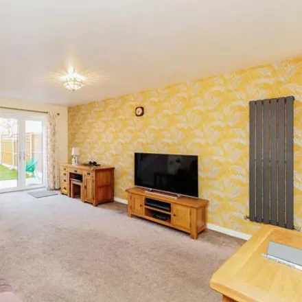 Image 2 - Perry Place, Blackpool, FY1 5FD, United Kingdom - Townhouse for sale
