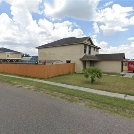 Image 3 - 937 6th Street, Mercedes, TX 78570, USA - House for sale