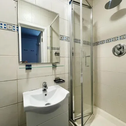 Rent this 1 bed apartment on 82 High Street in London, W3 6QX