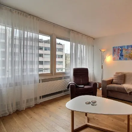 Image 5 - 50 Rue de l'Aqueduc, 75010 Paris, France - Apartment for rent