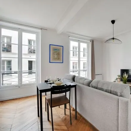 Image 4 - 33 Rue des Petites-Écuries, 75010 Paris, France - Apartment for rent