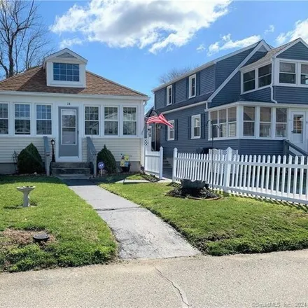 Rent this 2 bed house on 12 Breen Avenue in Old Lyme, Lower Connecticut River Valley Planning Region