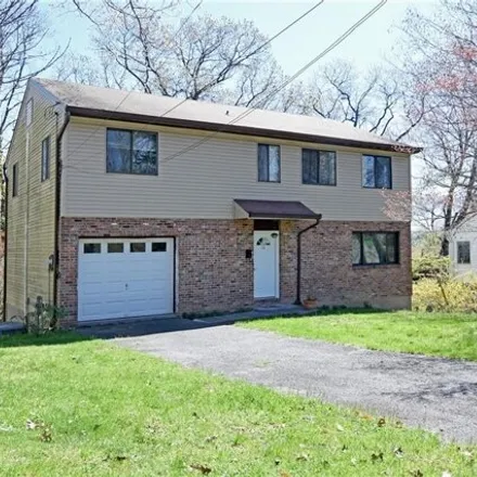 Buy this 4 bed house on 16 Oxford Road in Village of Hastings-on-Hudson, NY 10706