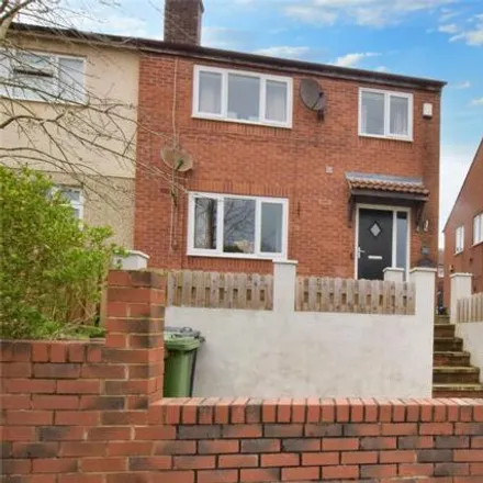 Buy this 3 bed duplex on Whincover Drive in Leeds, LS12 5JT