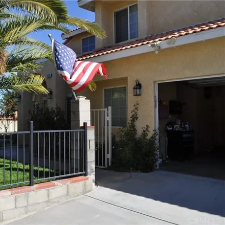 Image 3 - 13091 Quiet Canyon Drive, Victorville, CA 92395, USA - House for sale
