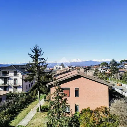 Image 7 - Via Mezana, 21100 Varese VA, Italy - Apartment for rent