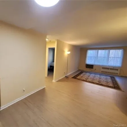 Image 4 - 25 Franklin Ave Apt 5m, White Plains, New York, 10601 - Apartment for rent