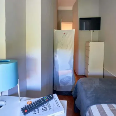 Rent this 1 bed apartment on Móveis Fernandes in Rua Elias Garcia, Amadora