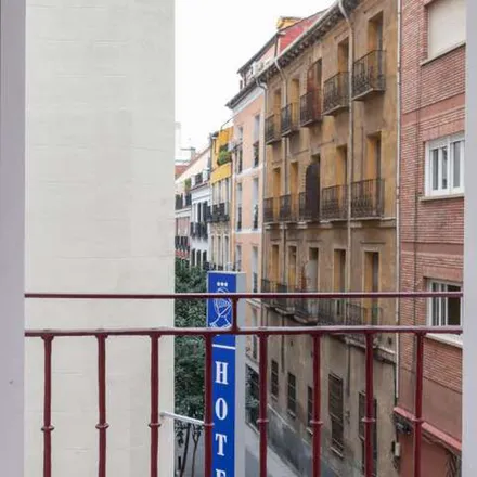Image 6 - Madrid, Xiangzili Bar Restaurante, Calle de los Libreros, 15;18, 28004 Madrid - Apartment for rent