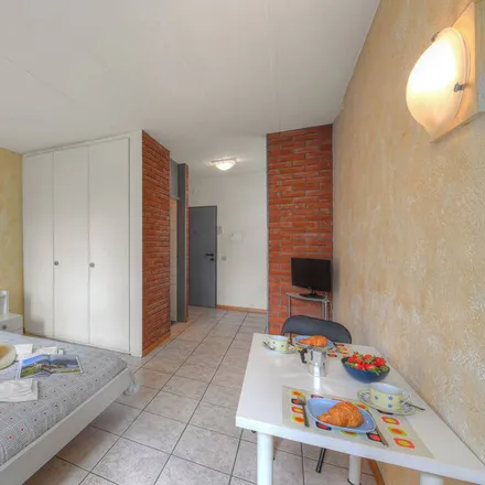 Rent this studio apartment on Chiasso in Via Giuseppe Motta 3, 6832 Chiasso