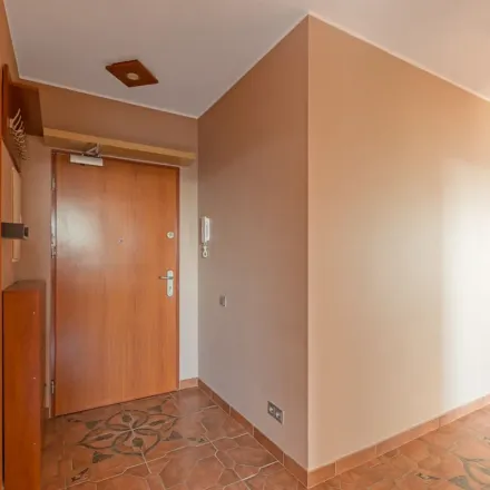 Rent this 3 bed apartment on Obrońców Wybrzeża 25 in 80-398 Gdańsk, Poland