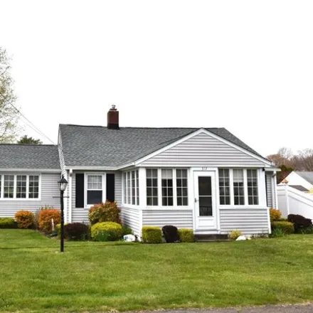 Buy this 2 bed house on 312 Brightwater Road in Old Lyme, Lower Connecticut River Valley Planning Region