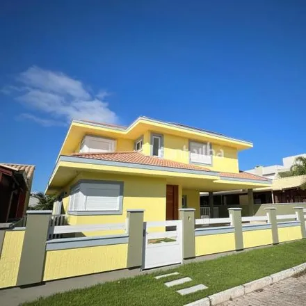 Buy this 5 bed house on unnamed road in Morro das Pedras, Florianópolis - SC