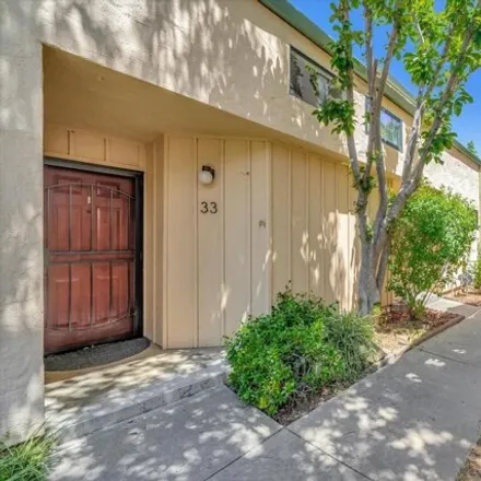 Buy this 2 bed condo on 1001 Buttercup Lane in Gilroy, CA 95020