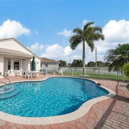 Image 4 - 1598 Southwest 187th Terrace, Pembroke Pines, FL 33029, USA - House for sale