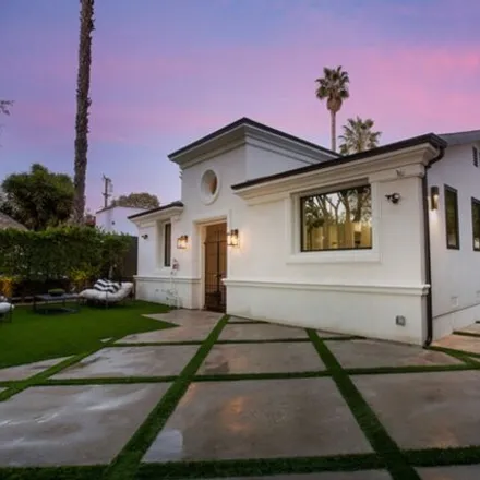 Rent this 3 bed house on 516 Westmount Drive in West Hollywood, CA 90048
