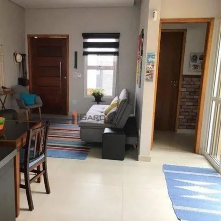 Buy this 3 bed house on Rua Shri Mataji Nirmala Devi in Jardim São Pedro, Mogi das Cruzes - SP