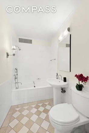 Image 9 - 1A East 77th Street, New York, NY 10075, USA - Apartment for sale