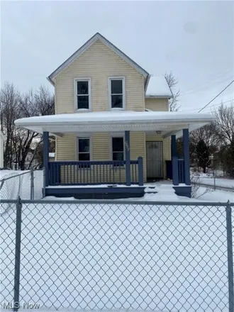 Buy this 3 bed house on 4119 East 95th Street in Cleveland, OH 44105