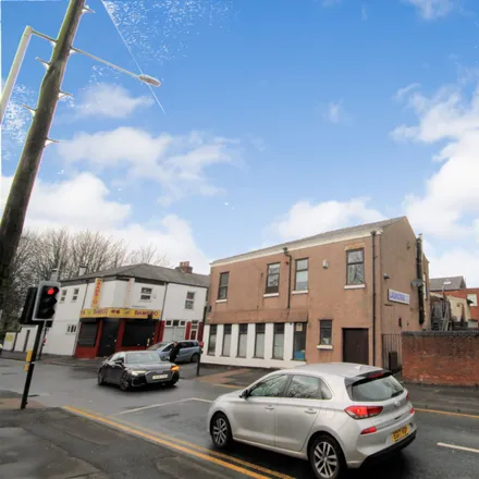Rent this 1 bed apartment on Pizza Hut Delivery in 36 Plungington Road, Preston