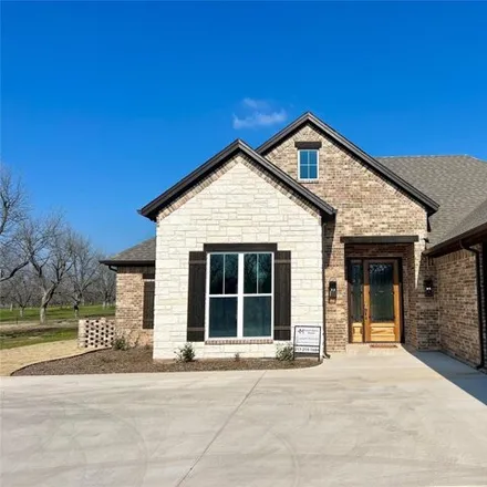Buy this 3 bed house on 2217 Middlewood Cir in Granbury, Texas