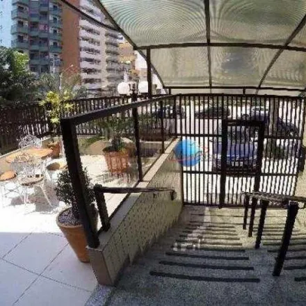 Buy this 2 bed apartment on Lava Jato e Estacionamento do Manolo in Rua Embaré 406, Guilhermina