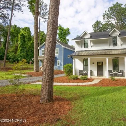 Image 4 - 472 North Hale Street, Southern Pines, NC 28387, USA - House for sale