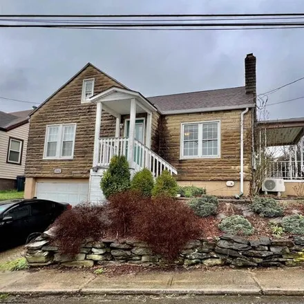 Buy this 3 bed house on 1606 North 16th Street in Clarksburg, WV 26301