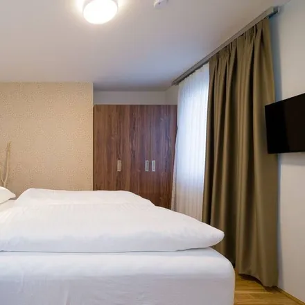 Rent this 3 bed apartment on 1200 Gemeindebezirk Brigittenau