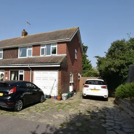 Buy this 5 bed house on Beverley Avenue in West Mersea, CO5 8EU